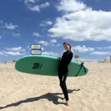 Sterre (29) over haar surfweek in Portugal: “Ik wil nú alweer terug”